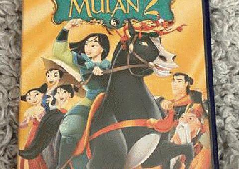 Mulan II DVD en francés y holandés