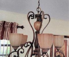 Hampton Bay 5-Lámpara de araña Chateau Deville Walnut