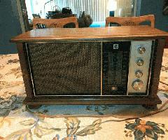 Vintage RCA RLC66F AM / FM Radio de mesa