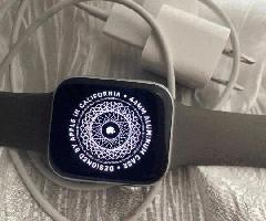 Apple Watch Series 5 con GPS / TalkText