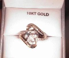 nuevo anillo de compromiso de diamantes