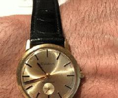 Reloj Bulova Chapado en Oro de 18 Quilates