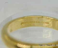 Tiffany Co. Alianza Millegrain de 4 mm en Oro amarillo de 18 k, Talla 9
