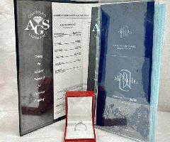 Anillo de Diamantes de Blue Nile en Oro Blanco de 18 K Con Brillante Redondo de 0,720 Ct
