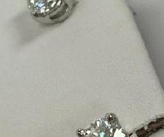 Tiffany Co Platinum .68 Pendientes de Diamantes