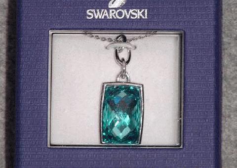 SWAROVSKI COLLAR de Cristal AZUL Facetado en Caja