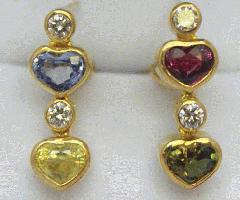 Corazones 18k Pendientes de oro Amarillo Piedras preciosas y diamantes.