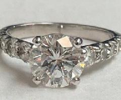 anillo de compromiso de diamantes con certificación E / SI de 2.22 ct