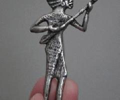 Vintage El Museo Metropolitano de Arte Instrumento Hombre Broche Pin Egipto