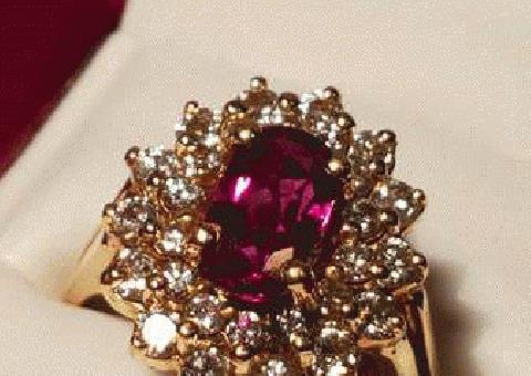 Estate Jewelry 18K Oro, Rubí Diamante Ocasional o Anillo de Compromiso